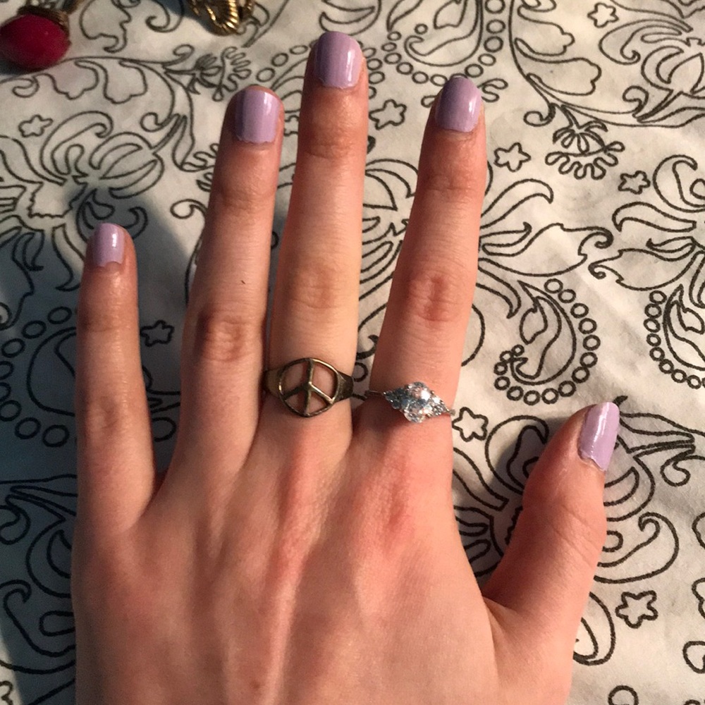 Assorted Rings - Picture 5 of 8